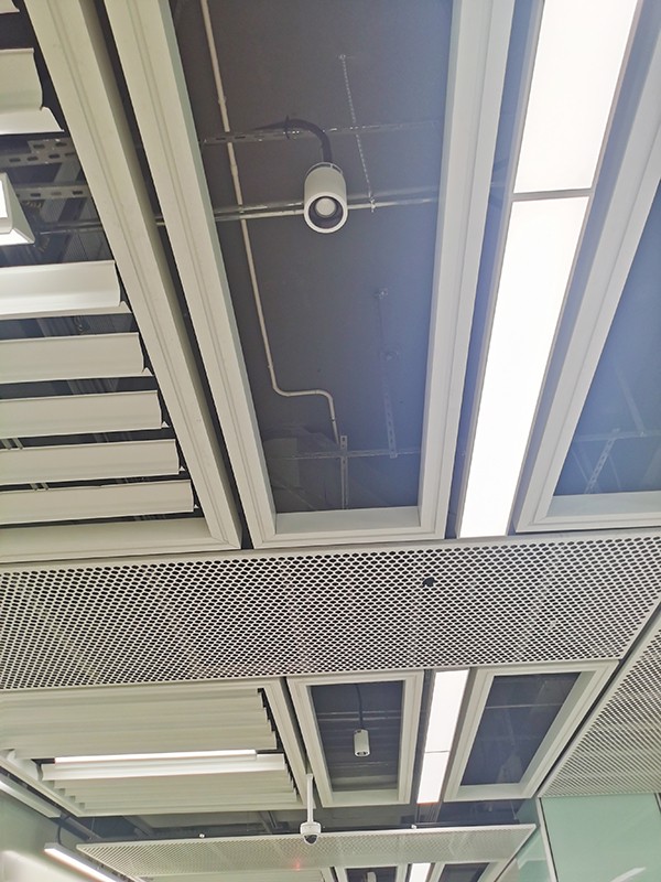 消防應急照明和疏散指示系統：設計、安裝與維護